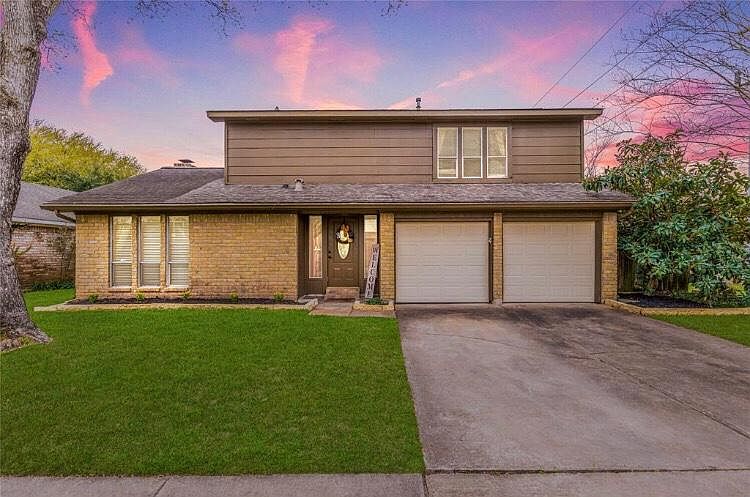 1st image of 20919 Park Pine Dr