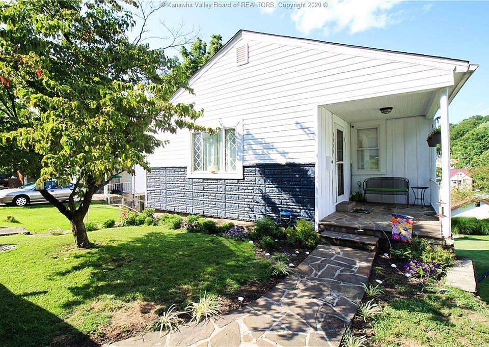 1st image of 2738 Daniels Ave