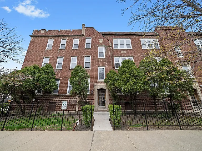 3000 N. Whipple LLC — Photo 61