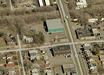 2nd image of 1321 Rice St