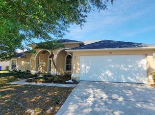 2416 Winfield Dr, Kissimmee, FL 34743