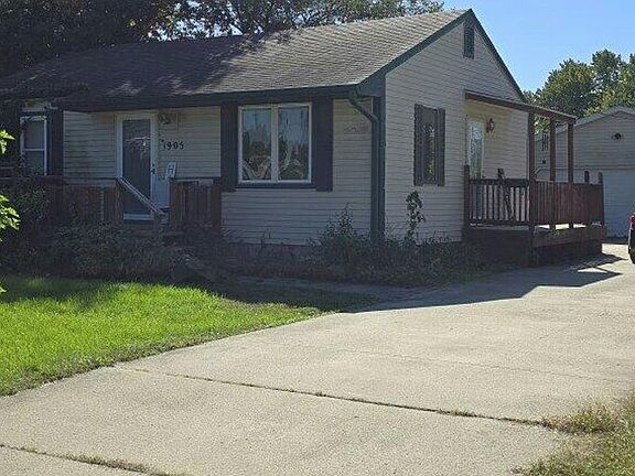 2nd image of 1905 S 3rd Ave E
