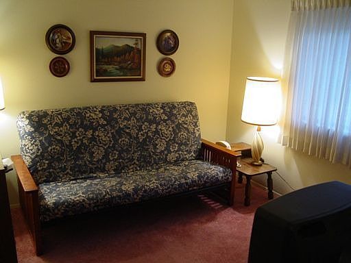 Bedroom/Sitting Room