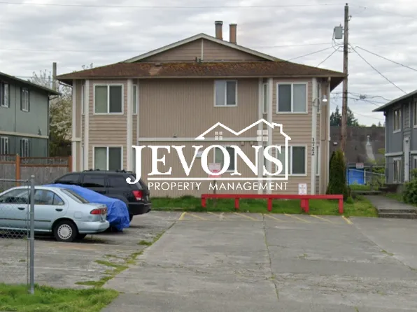 1722 E 56th St APT 1, Tacoma, WA 98404