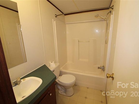 5th image of 117 Wilkins Way