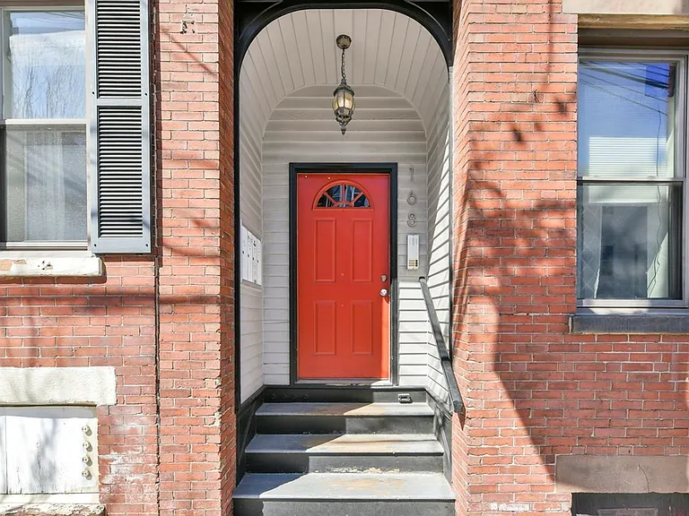 168 F St #3 — Photo 1
