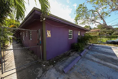 1132 NW 5th Ct #3 Photo 1
