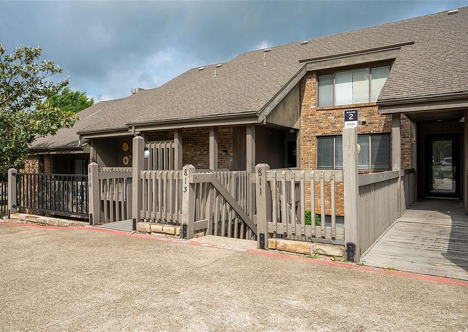 1st image of 813 Signal Ridge Pl Building 813