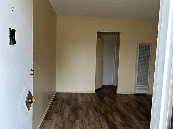 2nd image of 1941 Orchard Ave APT 7