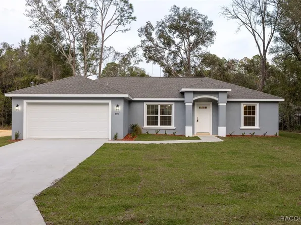 8937 N Cortlandt Dr, Citrus Springs, FL 34434