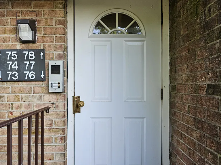 77 College Dr #77 — Photo 1