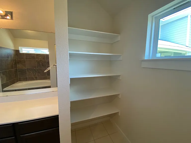 17115 Alturas Ave — Photo 15