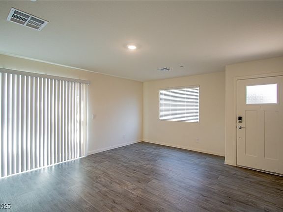 5th image of 10079 Dazzling Sunrays Ave