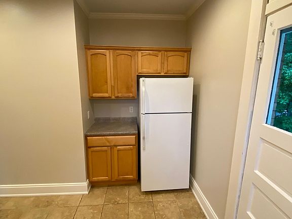 4th image of 1306 Michigan Ave APT 2