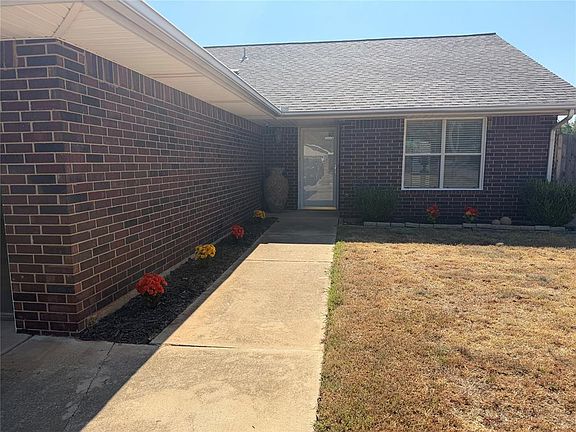 3rd image of 12288 SW 11th St