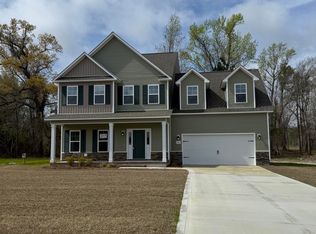 323 Cotton Hill Pl, Hubert, NC 28539