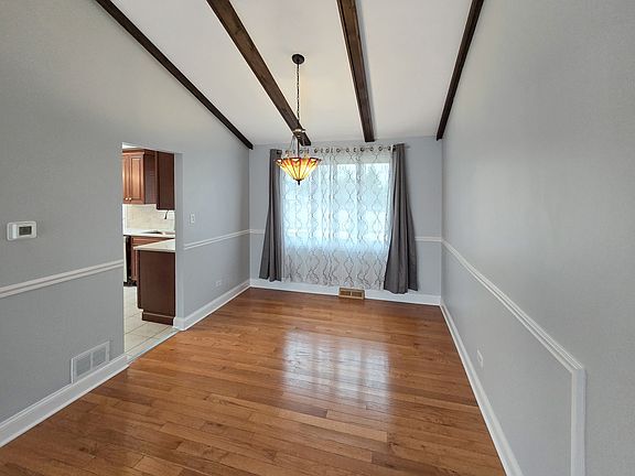 4th image of 8842 Briarwood Ln