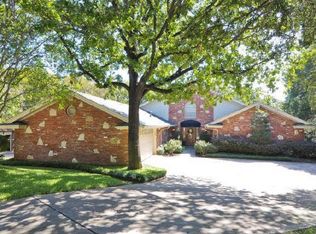 2301 Wakeforest Ct, Arlington, TX 76012