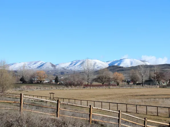 7980 Sweet Ola Hwy, Sweet, ID 83670