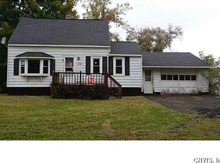 8486 Button Rd, Cicero, NY 13039