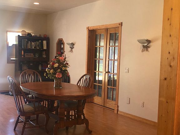 Dining room off kitchen 
