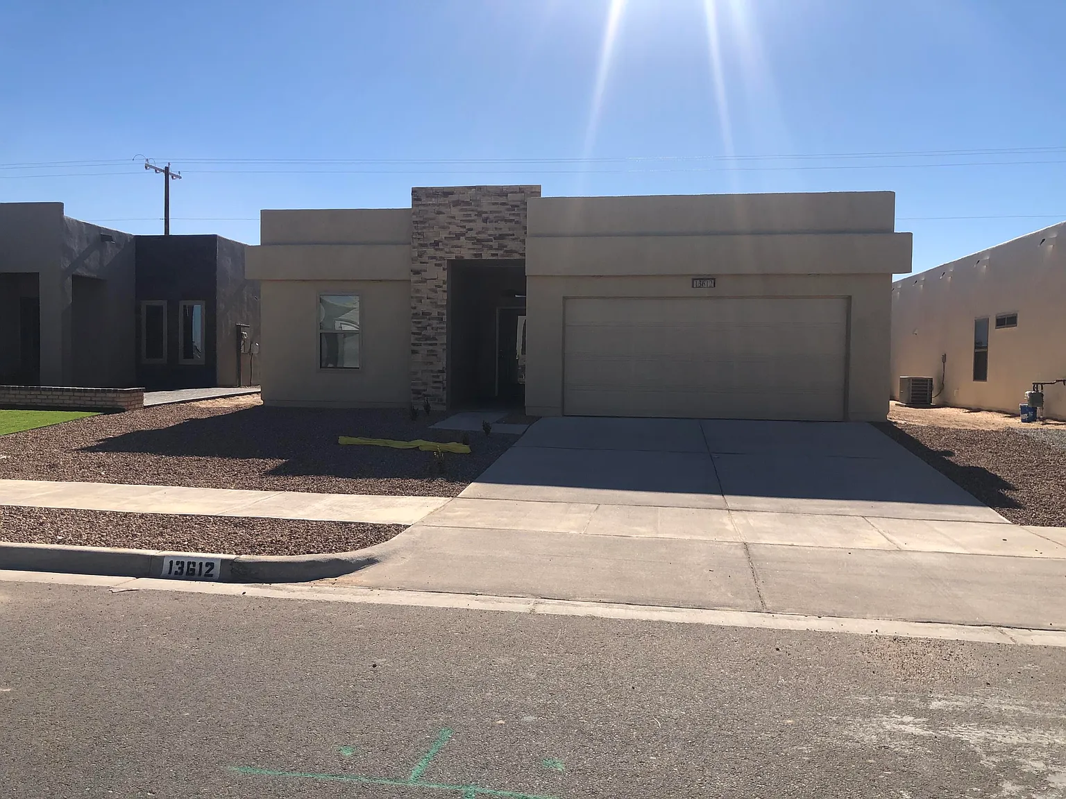 4 bed, 2.0 bath, 1298 sqft, $1,785 — Photo 2