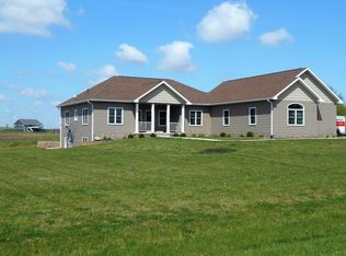 11187 Maplehurst Dr, Iowa Falls, IA 50126