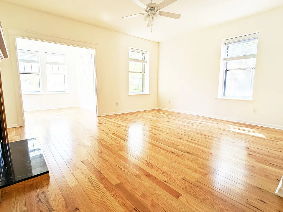 5803 Waterman Blvd #2W