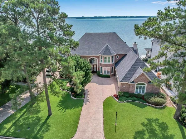 131 Sarasota Cir S, Montgomery, TX 77356