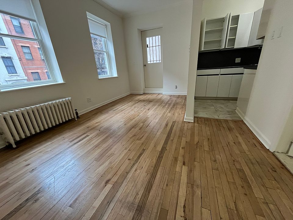 1st image of 255 E 50th St APT 2B