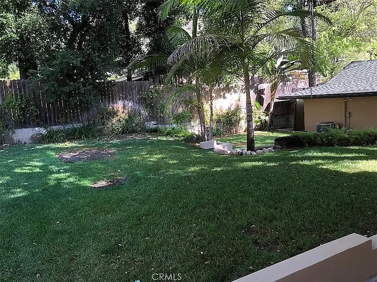1520 Lancashire St — Photo 19