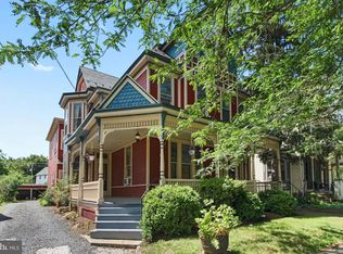 204 Carlisle St, Gettysburg, PA 17325