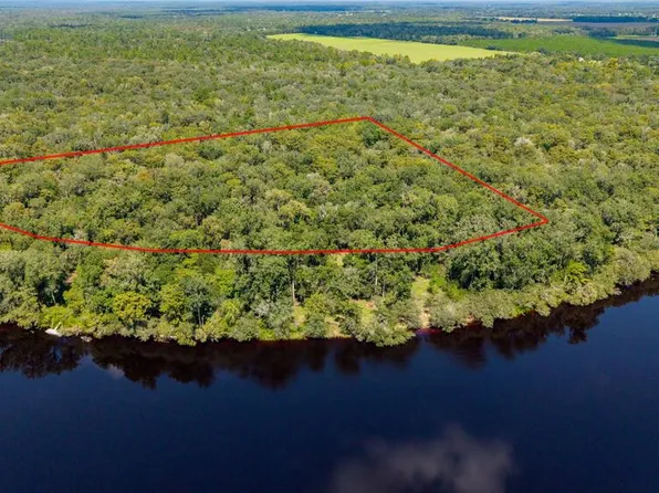 SW 17th St, Bell, FL 32619