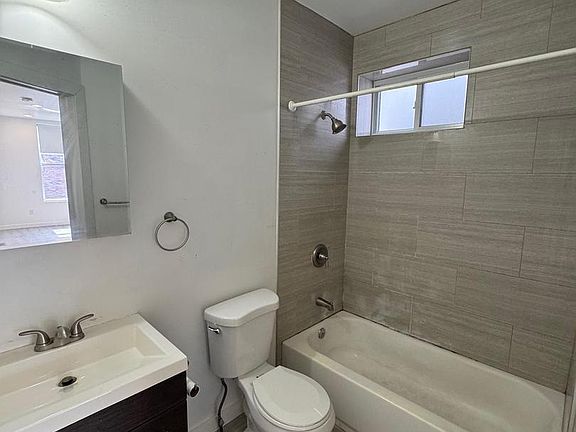 4th image of 1735 McKean St