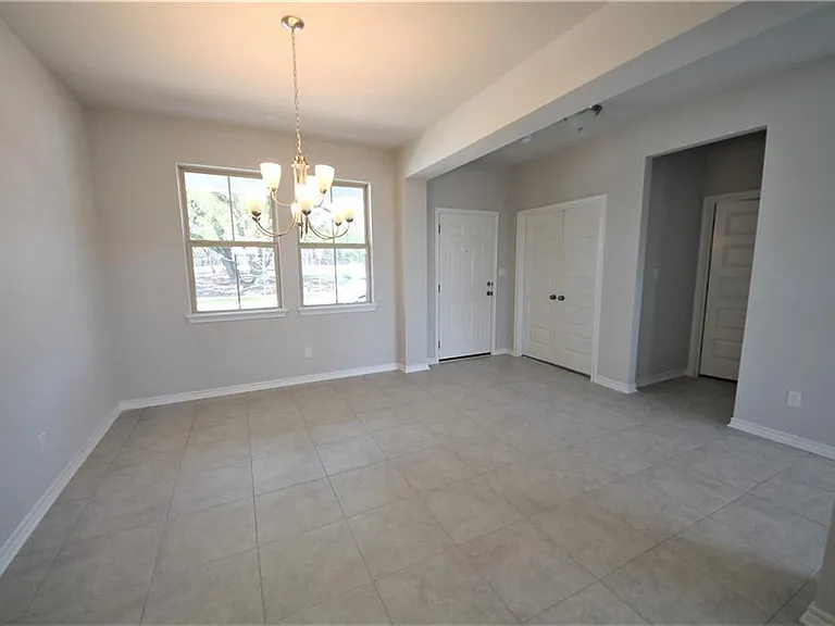 1932 Cypress Gate Dr — Photo 12
