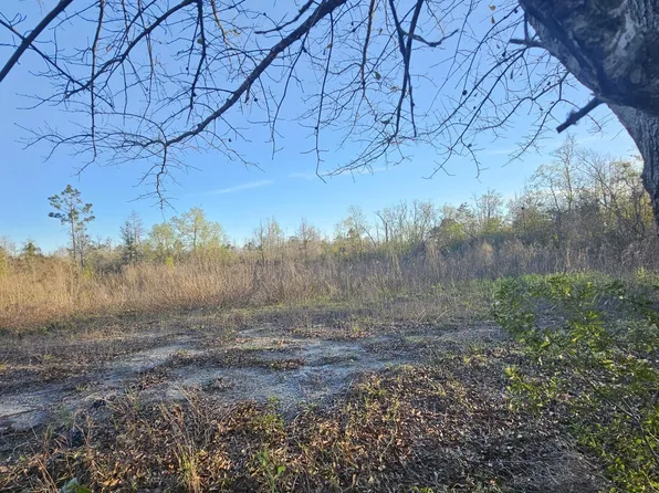 6612 Oakenshaw Dr, Youngstown, FL 32466