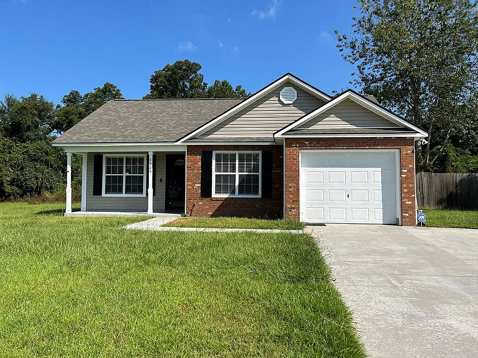 1st image of 3309 Kentshire Dr