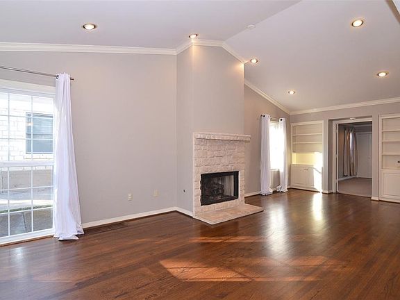 4th image of 6293 Malcolm Dr