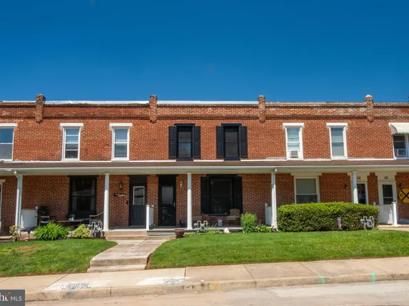 64 S 4th St, Mount Wolf, PA 17347