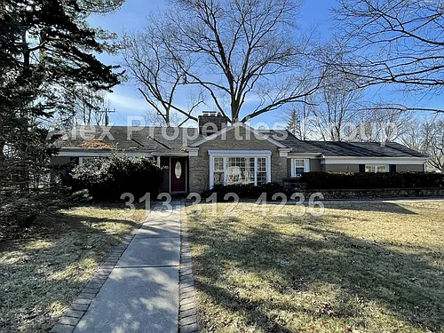 31045 Sheridan Dr Photo 1