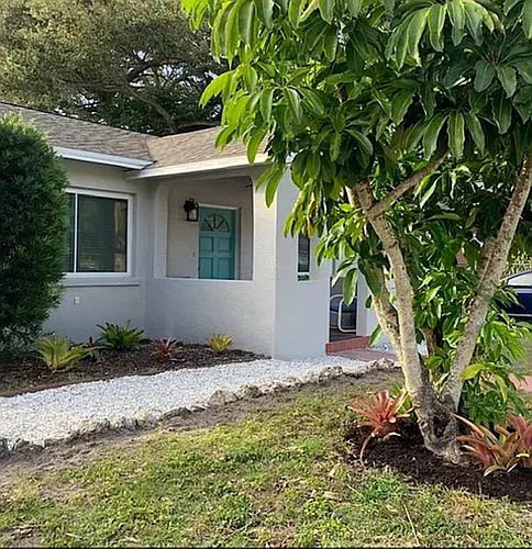 1705 Cocoanut Ave Photo 1