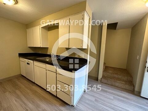 5th image of 13842 SE Linden Ln