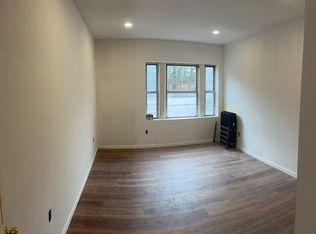 (Undisclosed Address), Yonkers, NY 10701