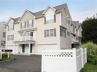 18 Faucett St #B, Stamford, CT 06906