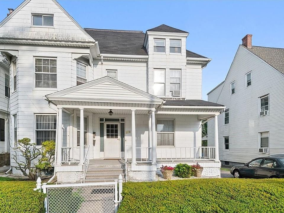 1st image of 586 Palisade Avenue