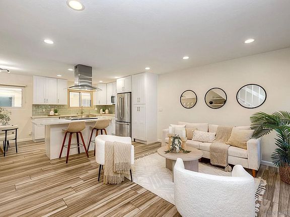 2nd image of 4062 Valeta St Unit 344