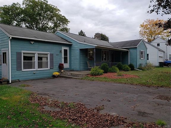 2nd image of 3752 Fairview Dr