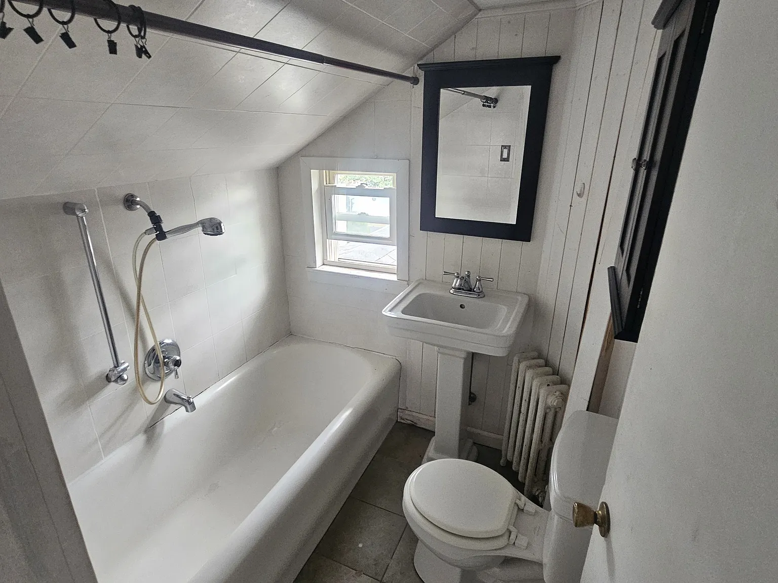 2 bed, $2,500 — Photo 2