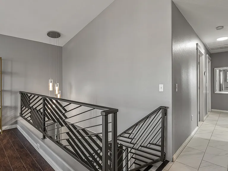 12222 W Hopi St — Photo 26