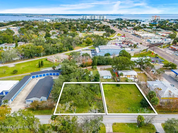 17 & 19 N Park Ave, Titusville, FL 32796